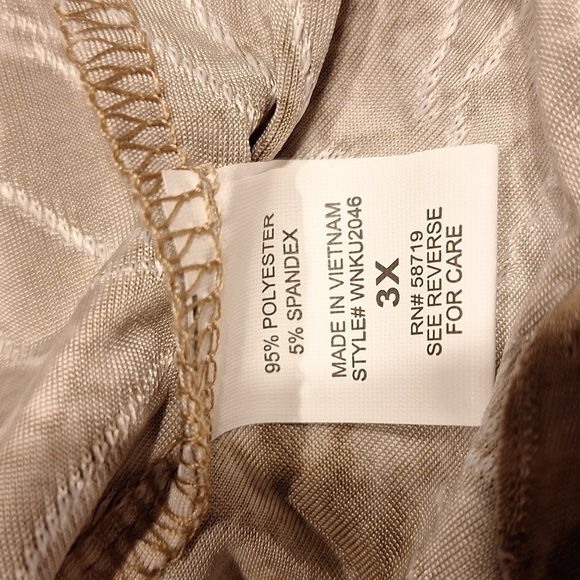 E Notations casual stretch 3/4 sleeve plus size pullover top 3X - Picture 4 of 4